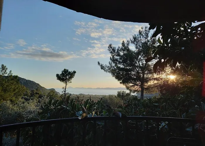 Villakoza With Sea View Villa