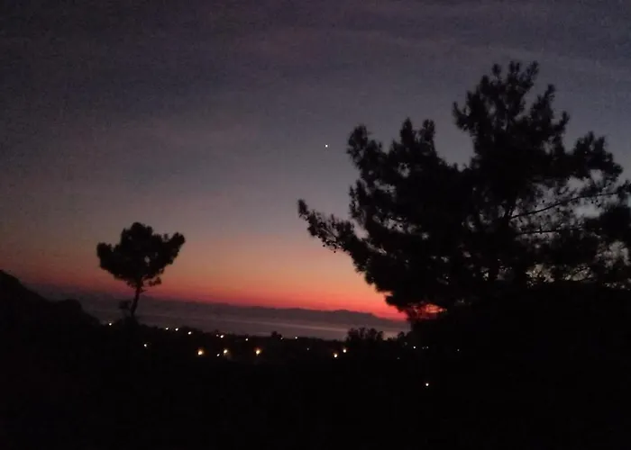 Villakoza With Sea View *